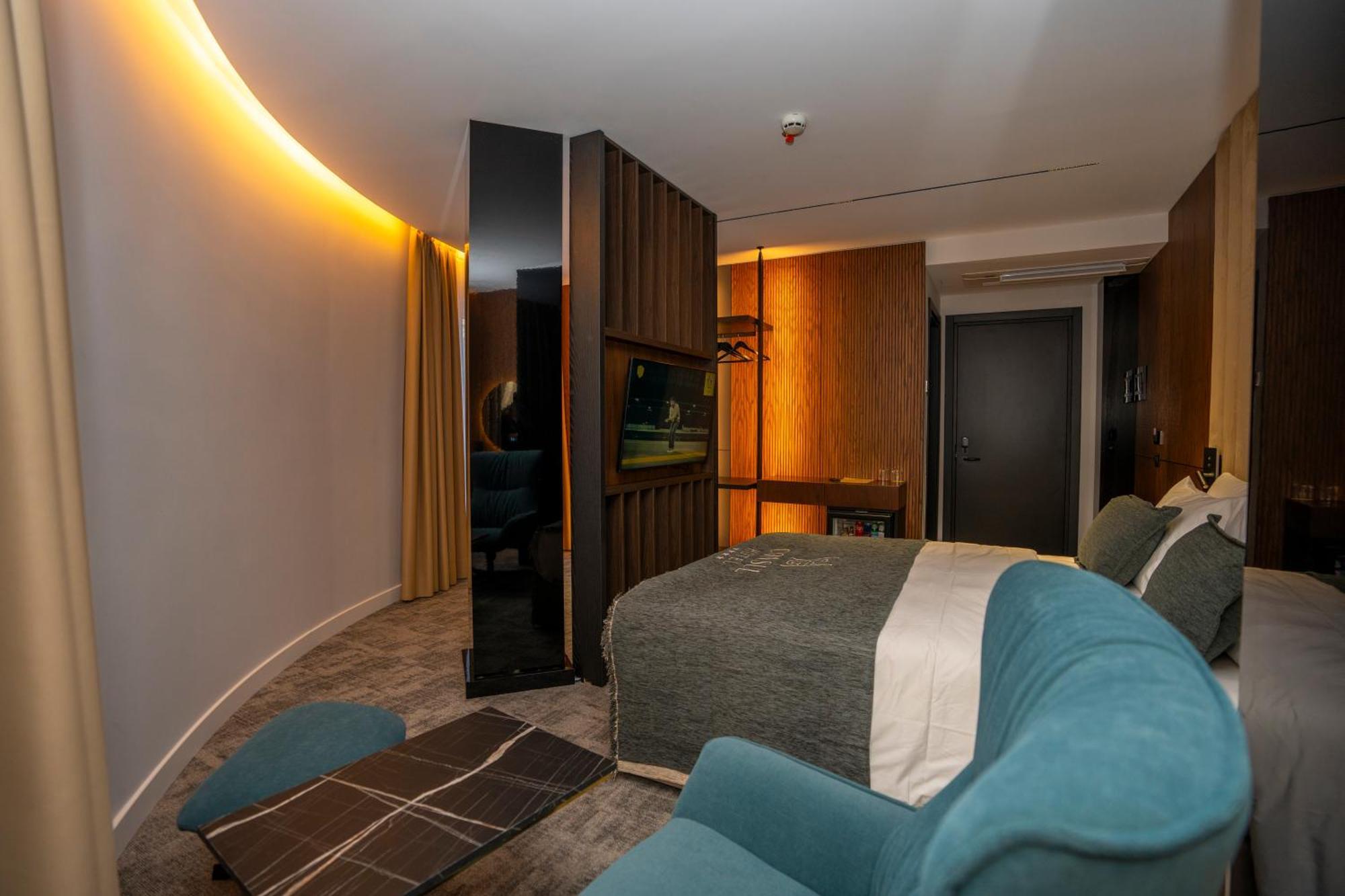 Hotel Consul Shkoder Bagian luar foto