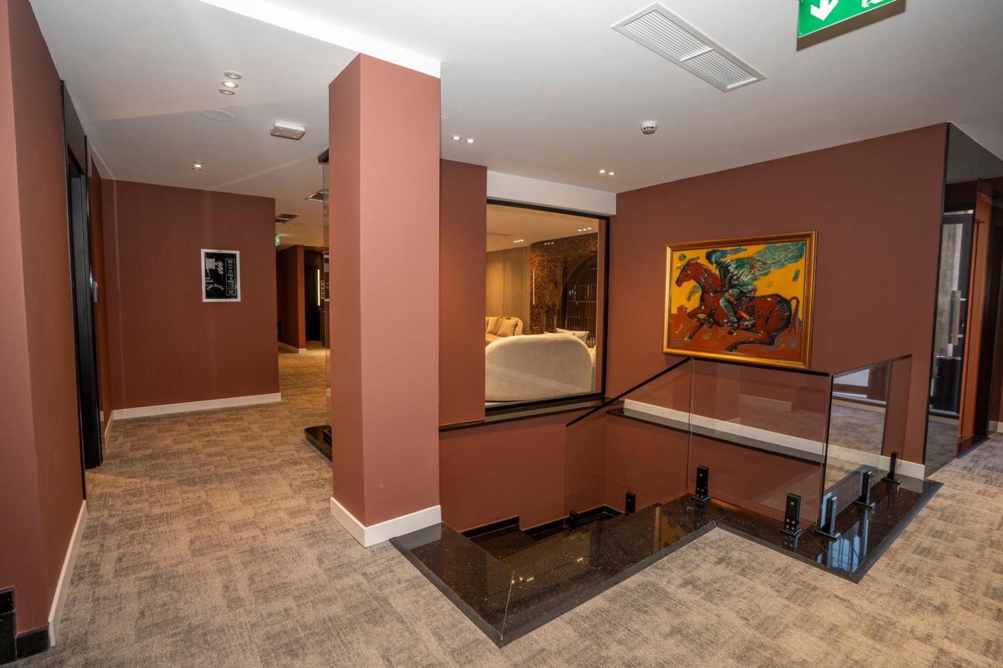 Hotel Consul Shkoder Bagian luar foto