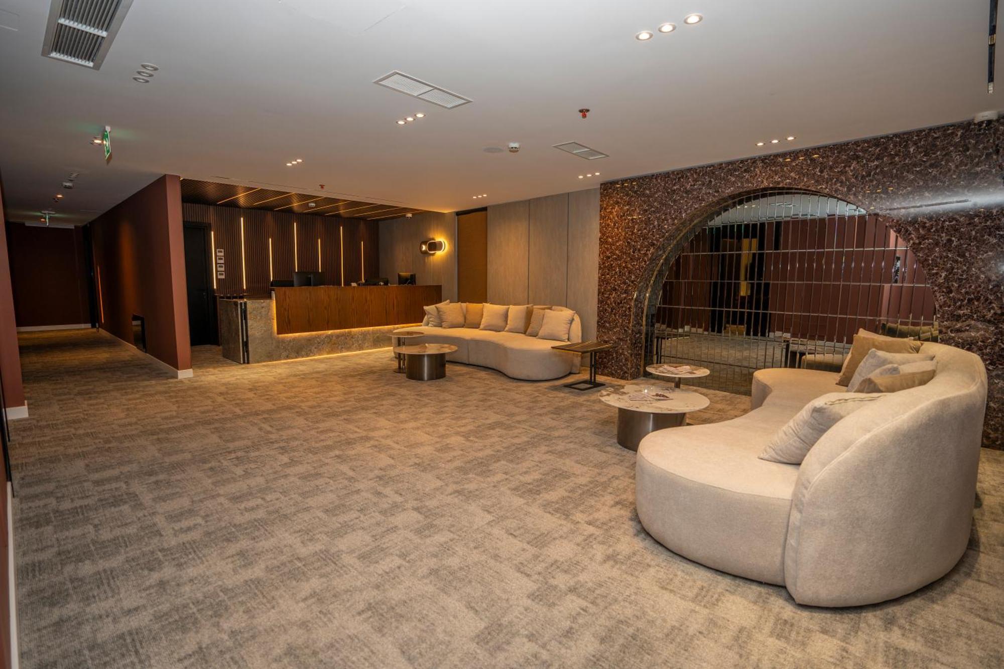 Hotel Consul Shkoder Bagian luar foto