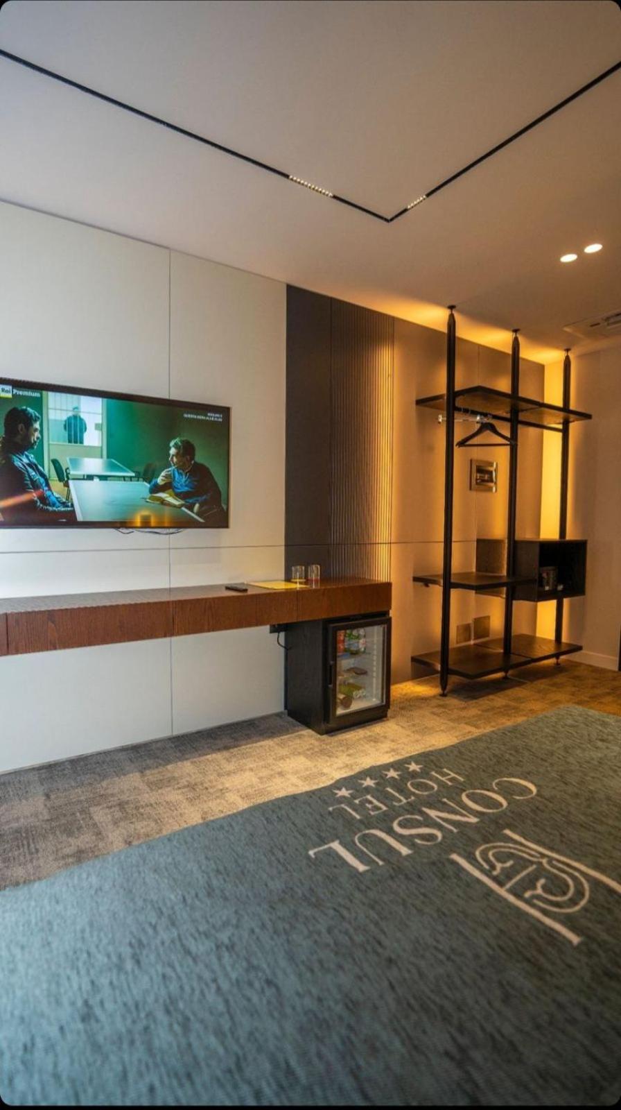 Hotel Consul Shkoder Bagian luar foto
